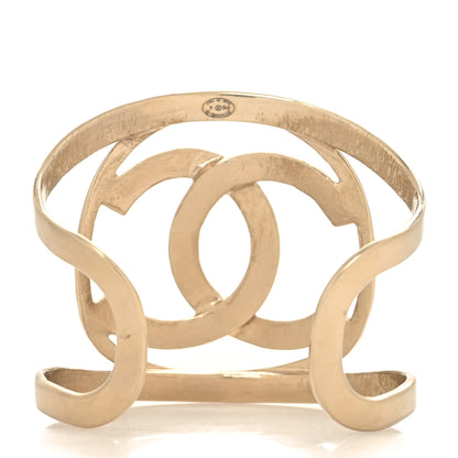 Chanel Metal CC Cuff Gold 3 of 4