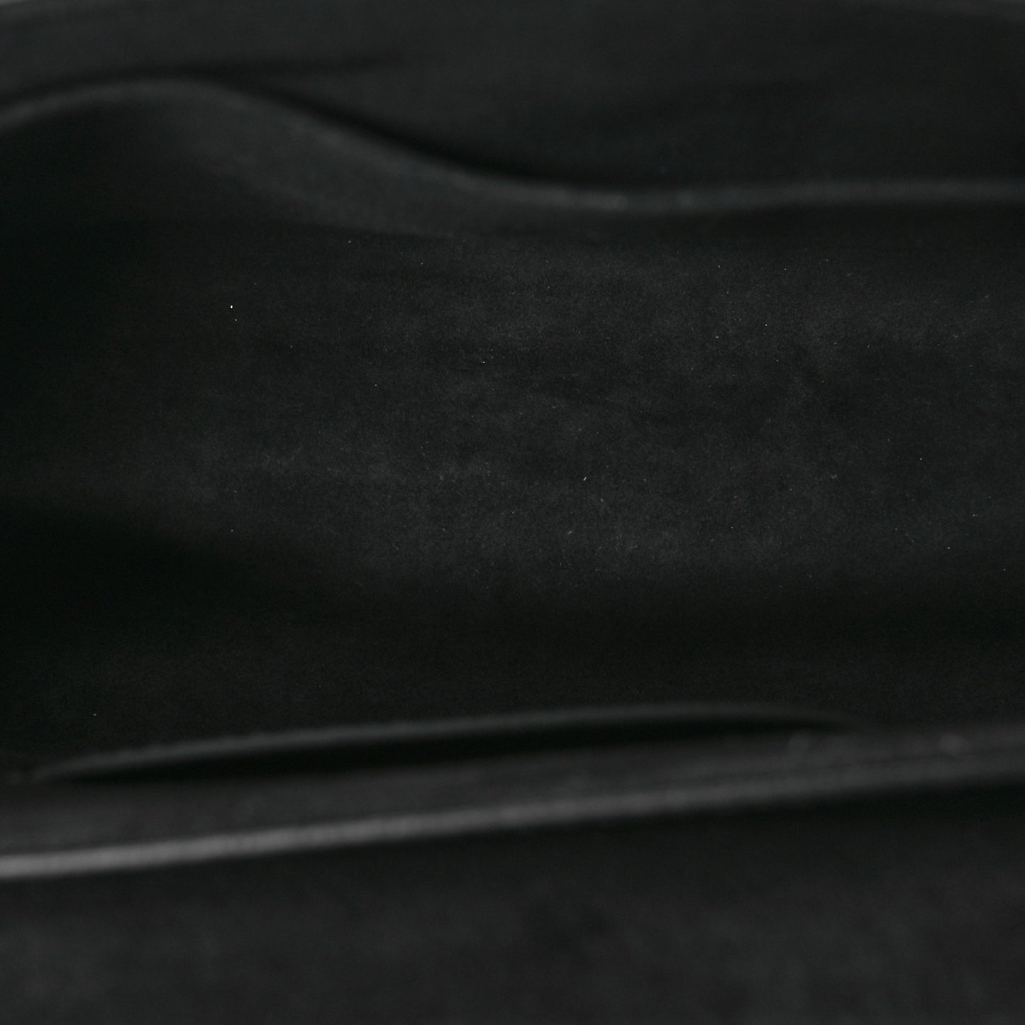 Epi Twist Shoulder Bag MM Black