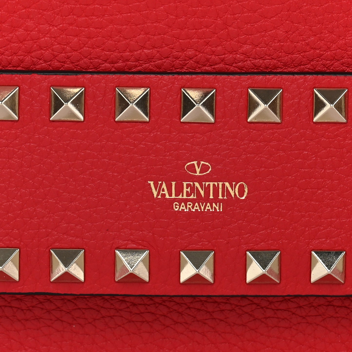 Pebble Calfskin Rockstud Side Slip Wristlet Clutch Rosso