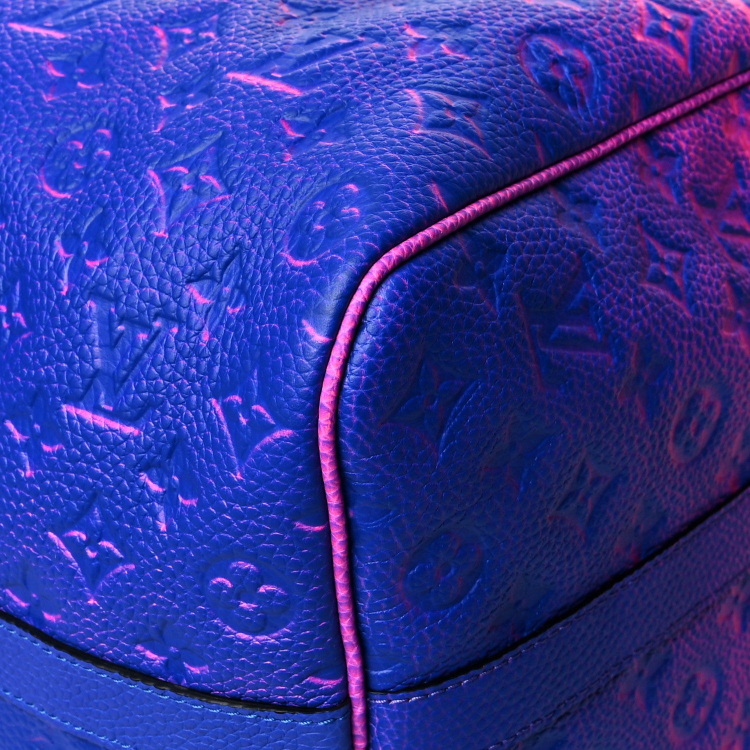 Louis Vuitton Taurillon Illusion Keepall Bandouliere 50 Bleu Rose 9 of 11