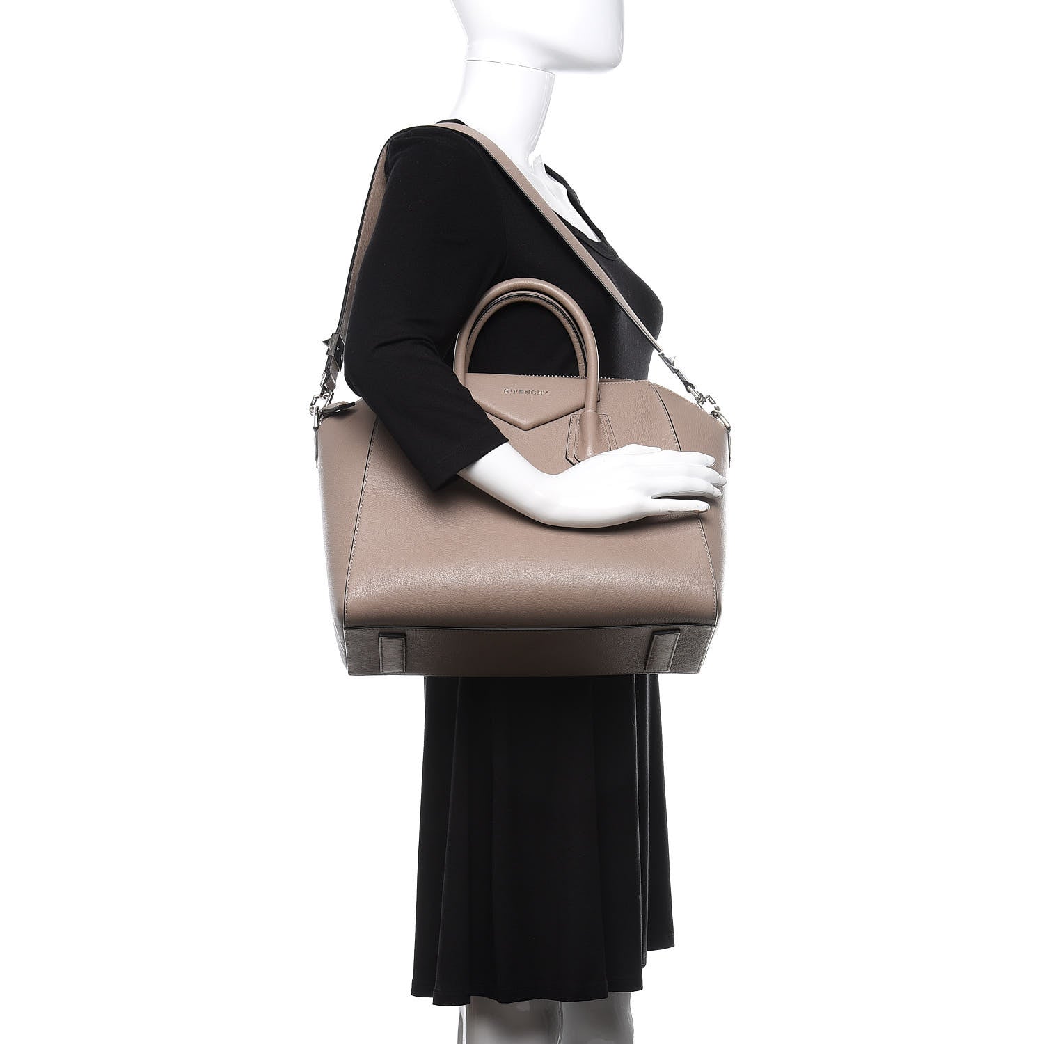 Givenchy Sugar Goatskin Medium Antigona Mastic 2 of 16