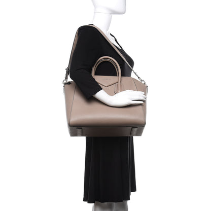 Givenchy Sugar Goatskin Medium Antigona Mastic 2 of 16