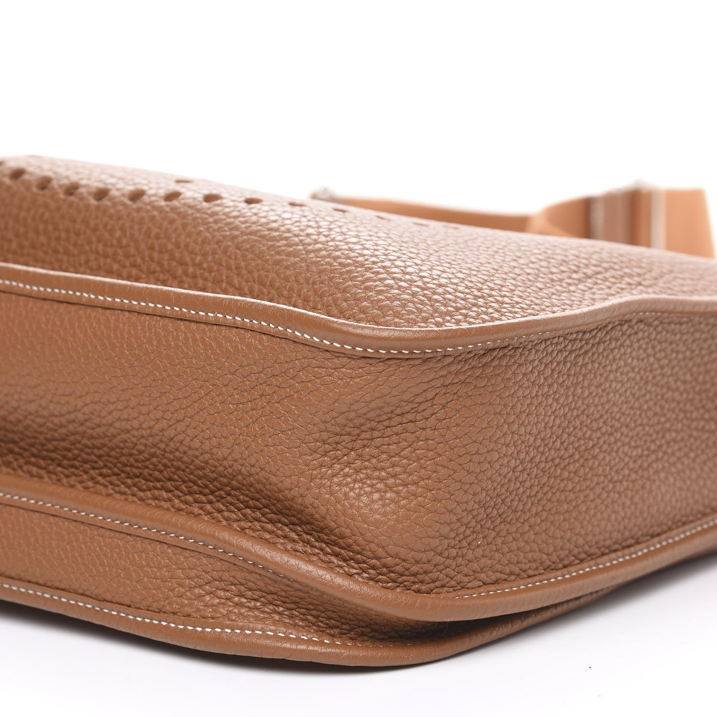 Taurillon Clemence Evelyne III GM Gold