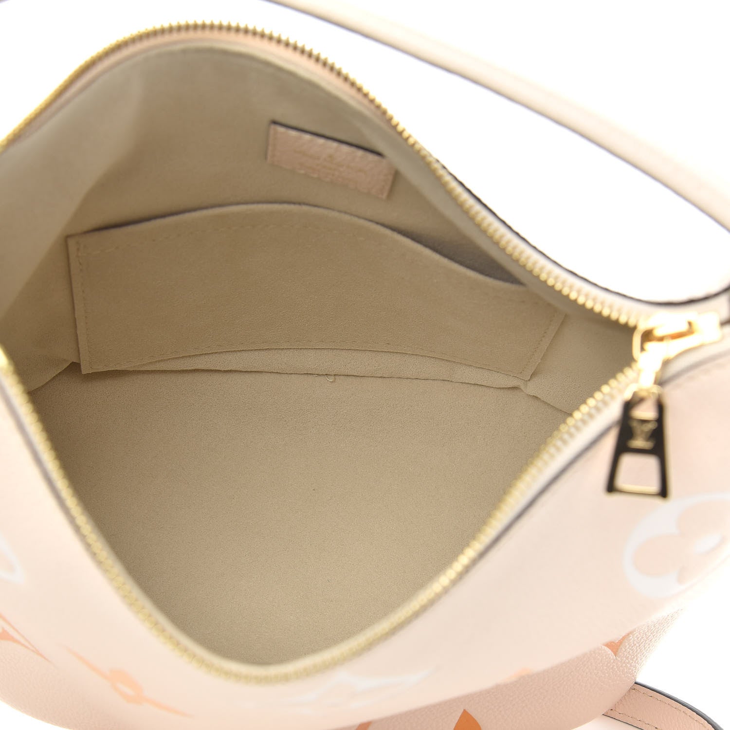 Louis Vuitton Empreinte Monogram Giant By The Pool Marshmallow Hobo Cream Saffron 5 of 9