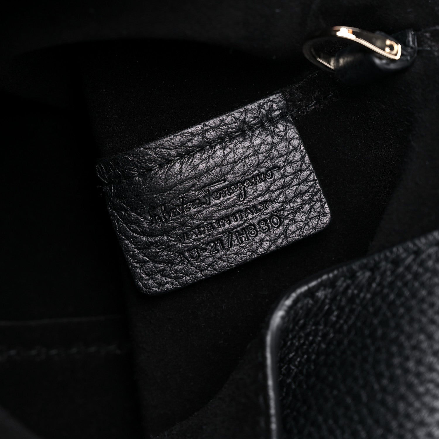 Salvatore Ferragamo Deerskin Sfilata Hobo Black 7 of 9