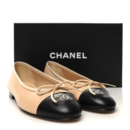 Chanel Lambskin Cap Toe CC Ballerina Flats 37.5 Beige Black 9 of 9
