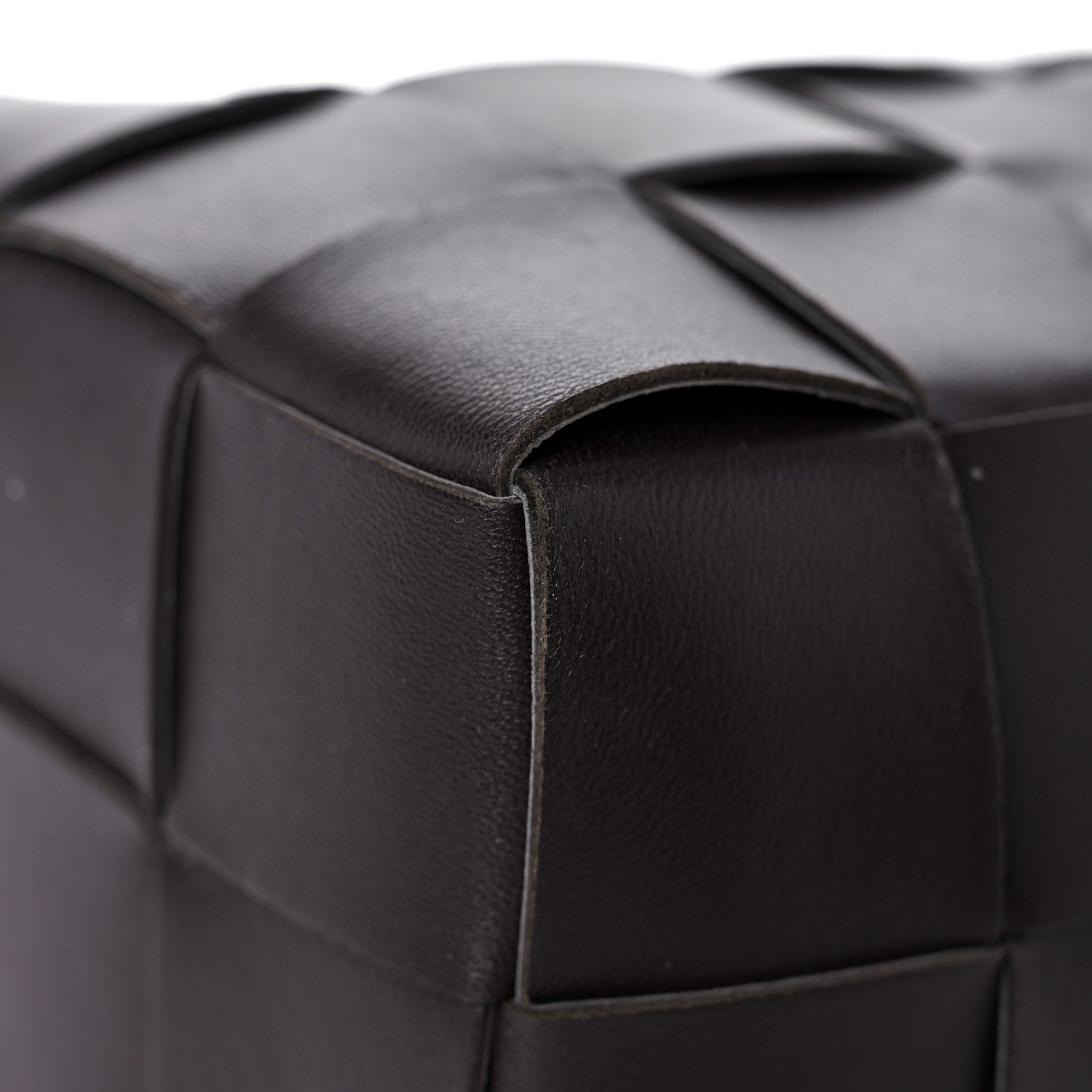 Bottega Veneta Nappa Maxi Intrecciato Cassette Bucket Bag Fondant 8 of 14