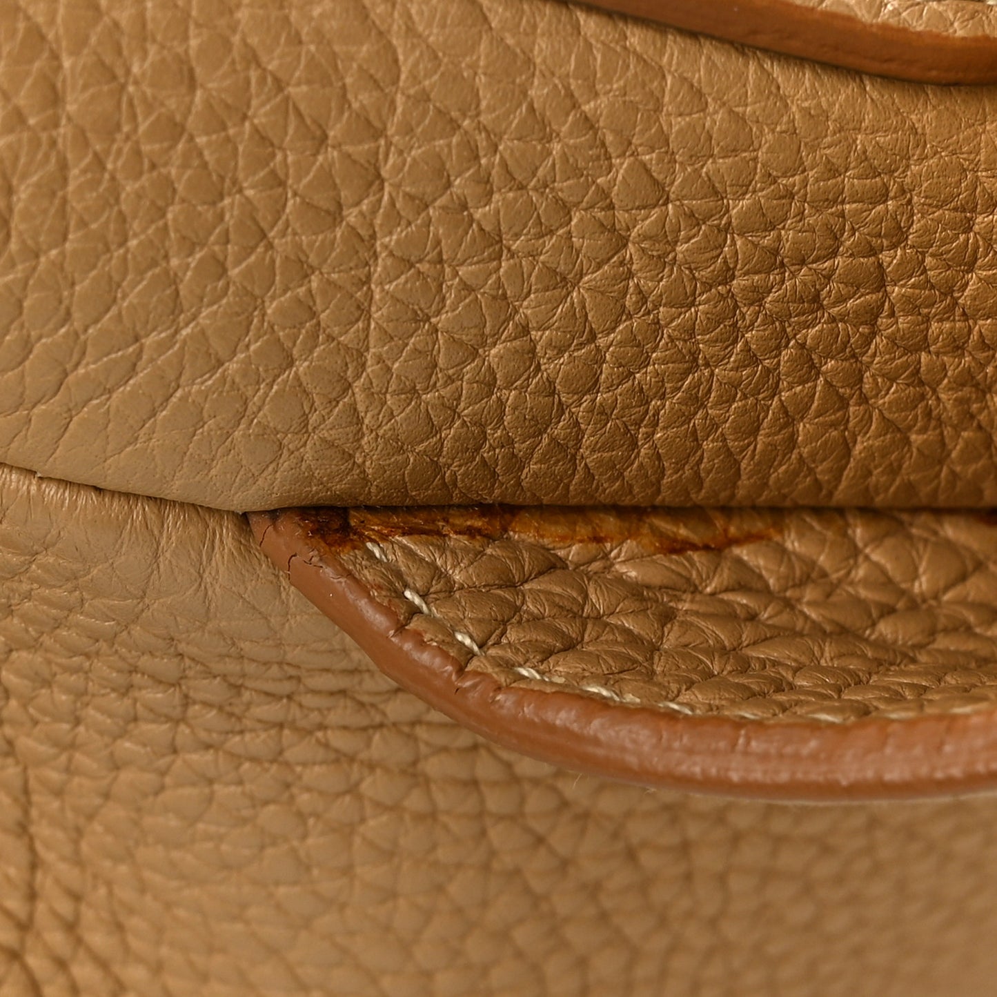 Vitello Daino Side Pocket Hobo Sabbia