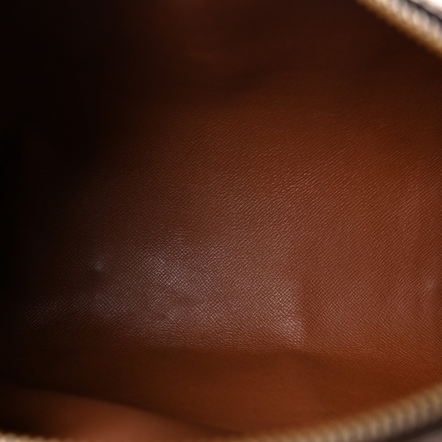 Louis Vuitton Monogram Papillon 26 5 of 11