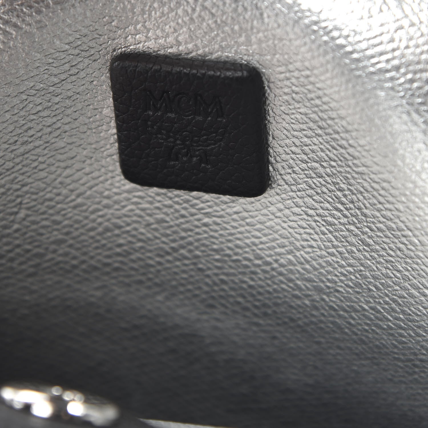 MCM Grained Calfskin Medium Yris Shopper Tote Black 8 of 9