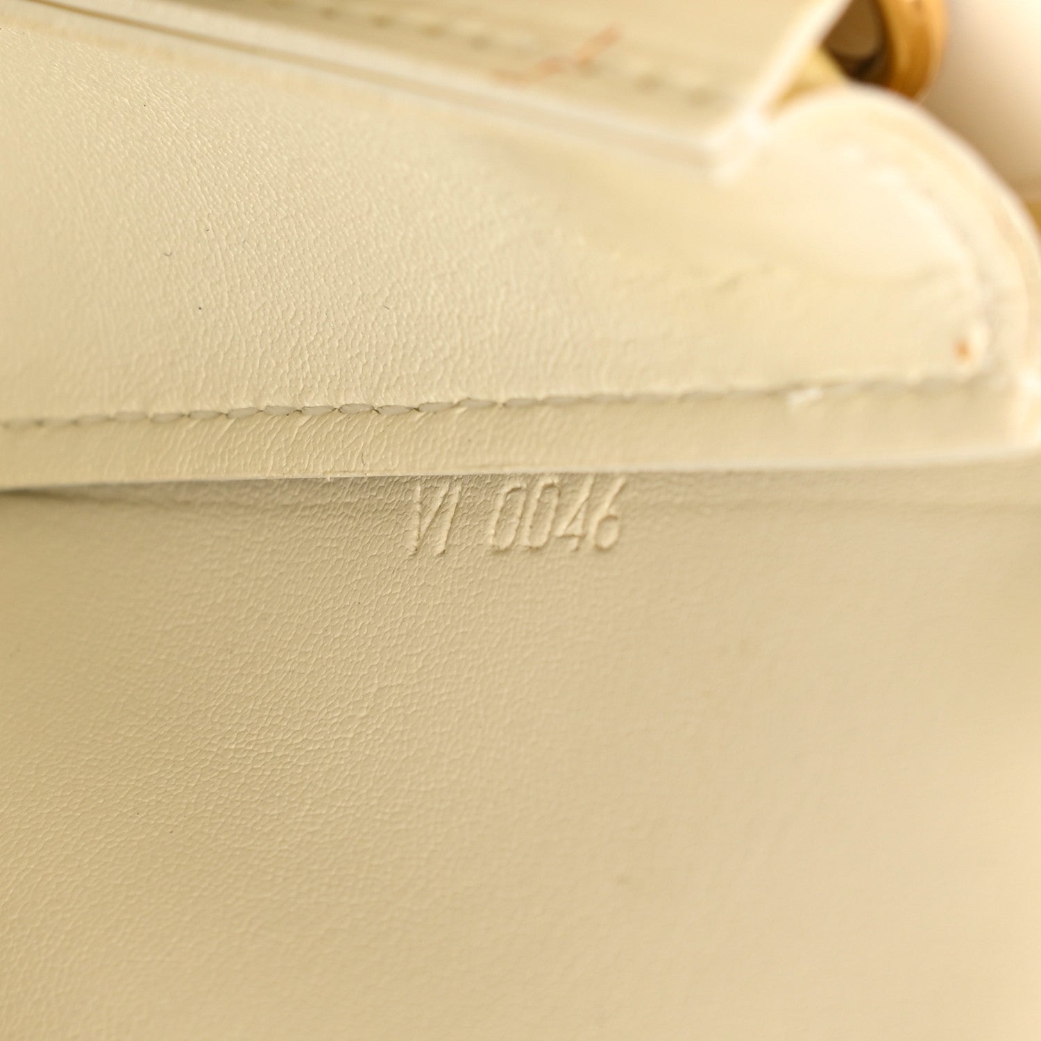 Louis Vuitton Vernis Lexington Pochette Perle 7 of 13