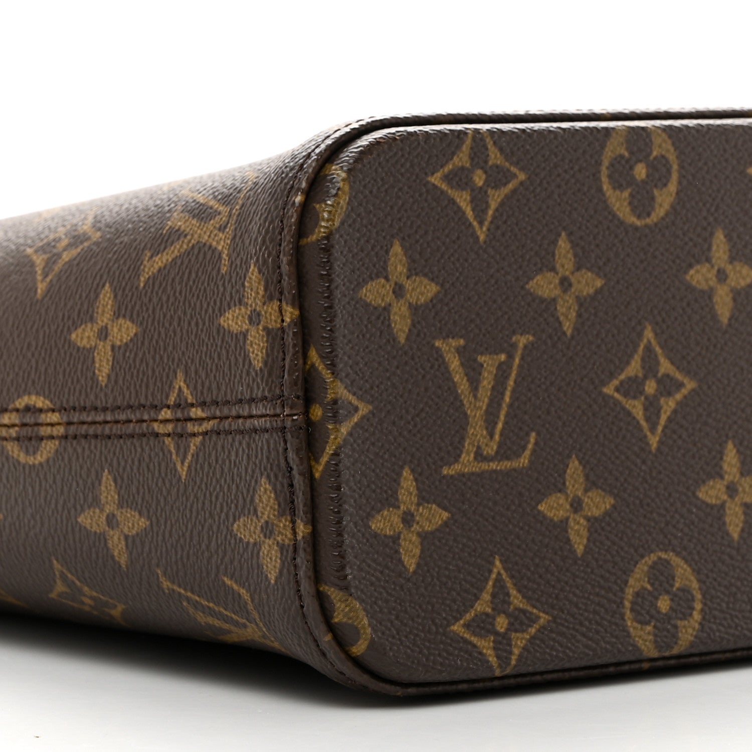 Louis Vuitton LOUIS VUITTON Monogram Luco 8 of 9
