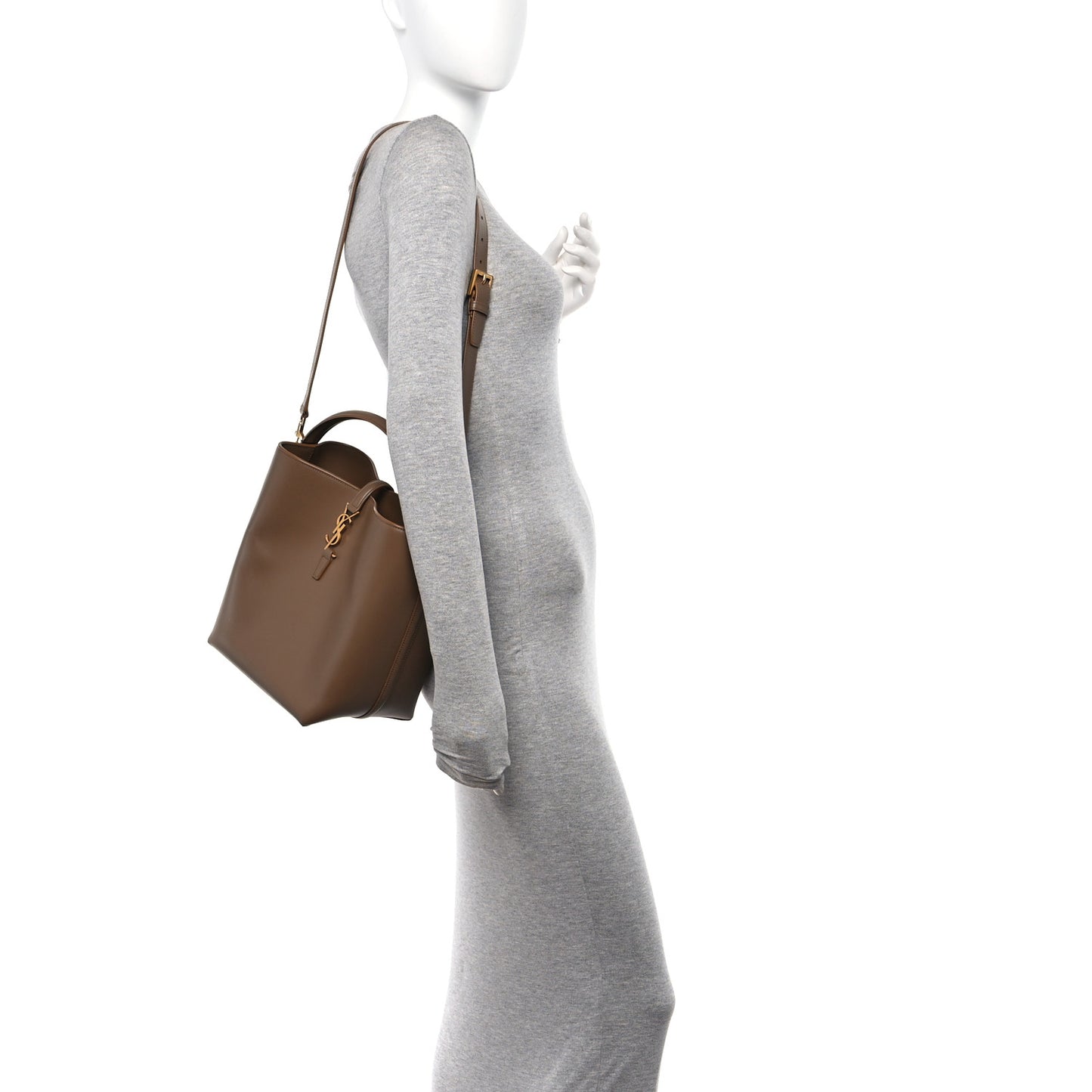 Shiny Calfskin Le 37 Bucket Bag Dark Cork