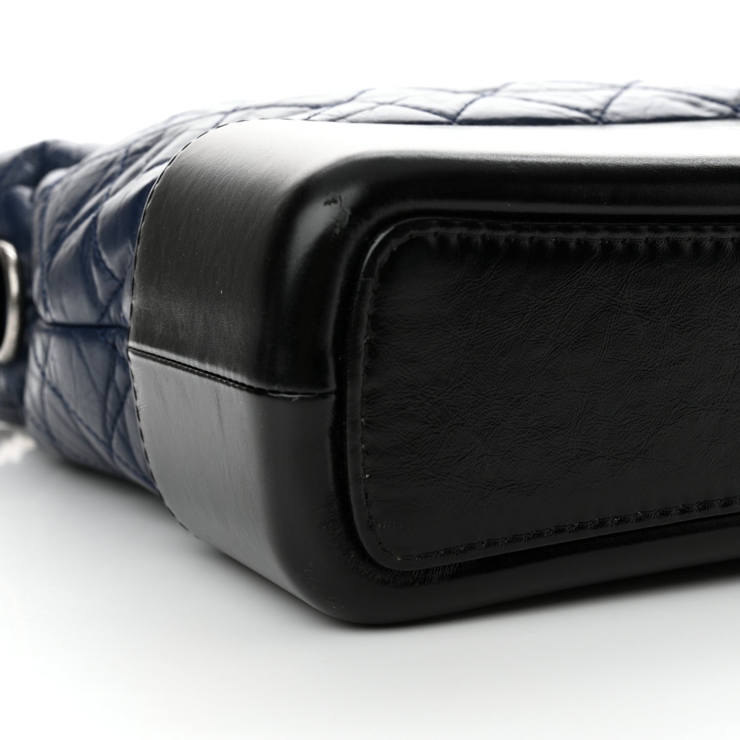 Aged Calfskin Quilted Large Gabrielle Hobo Navy Black