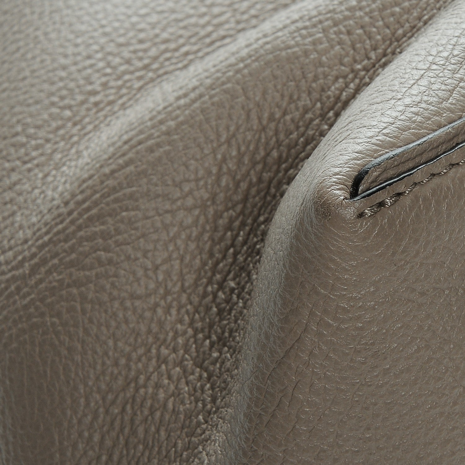 Louis Vuitton Veau Cachemire Soft Lockit MM Galet 7 of 11