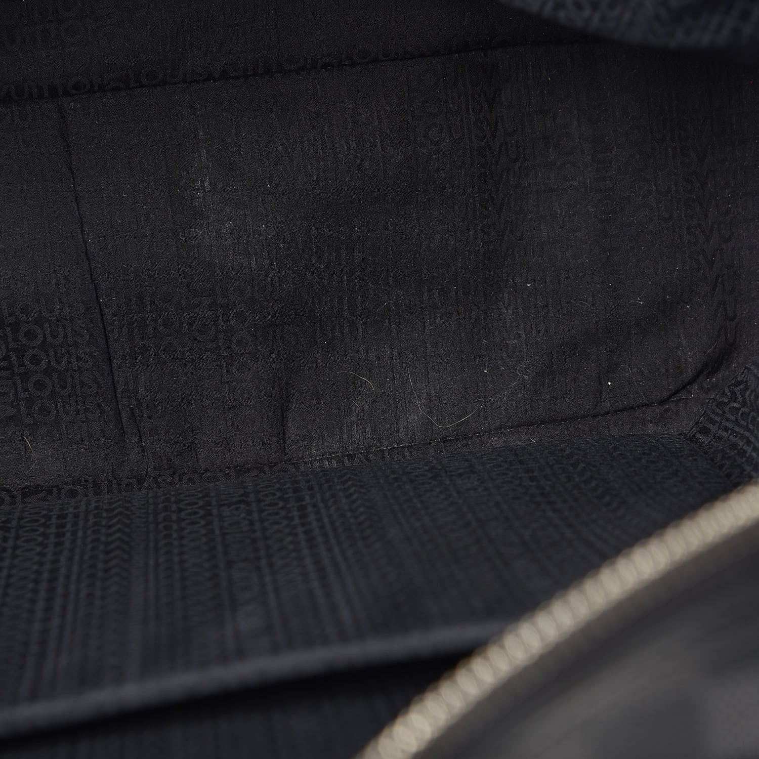 Louis Vuitton Damier Graphite Porte-Documents 7 of 14