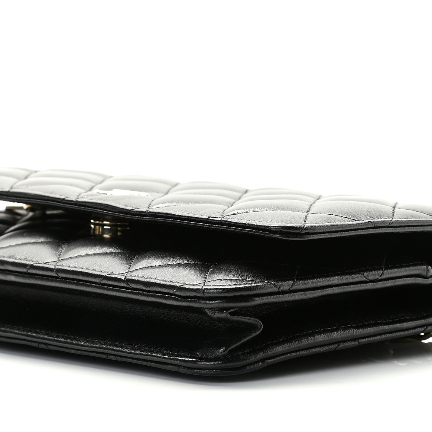 Lambskin Quilted Coco Bow Wallet On Chain WOC Black