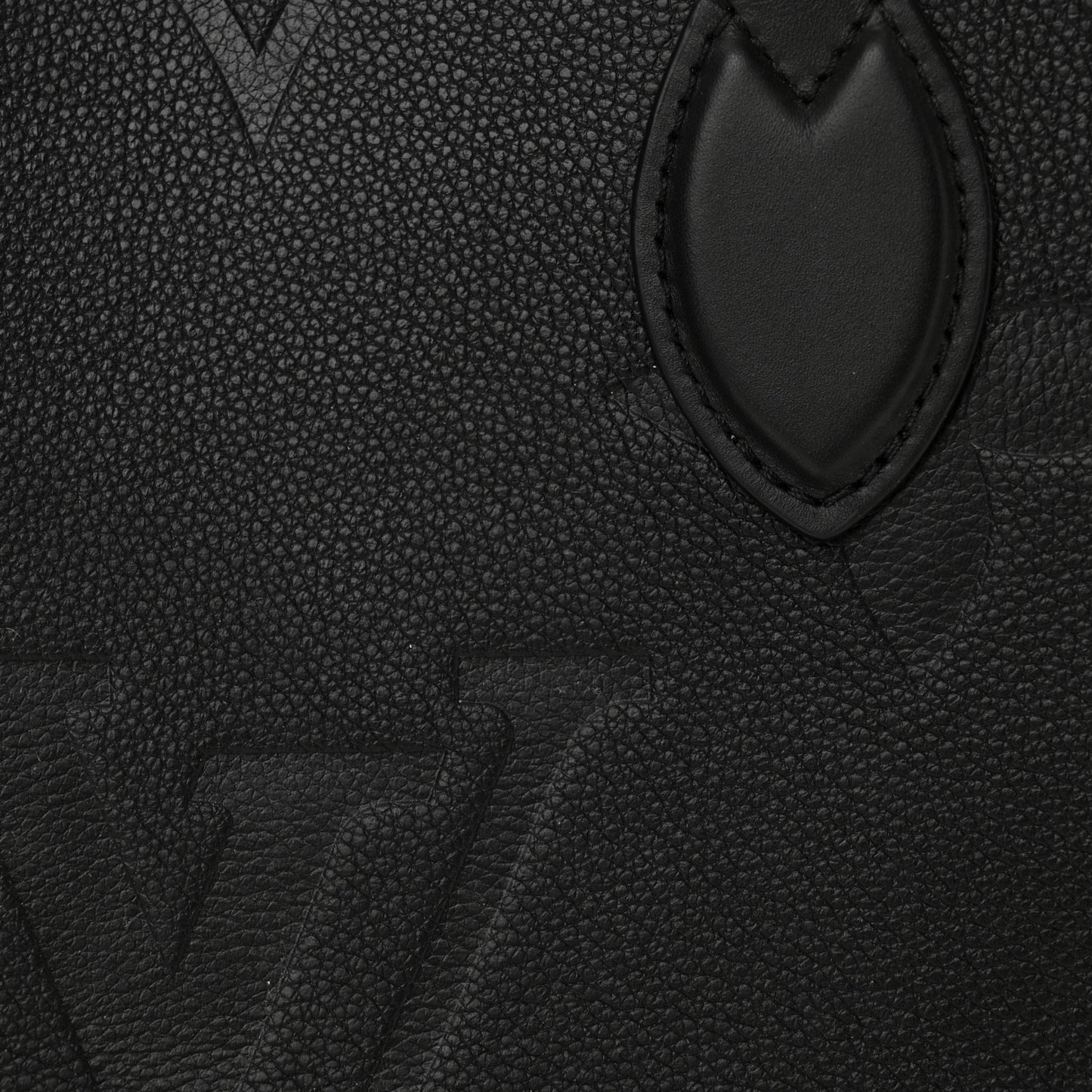 Empreinte Monogram Giant Onthego MM Black