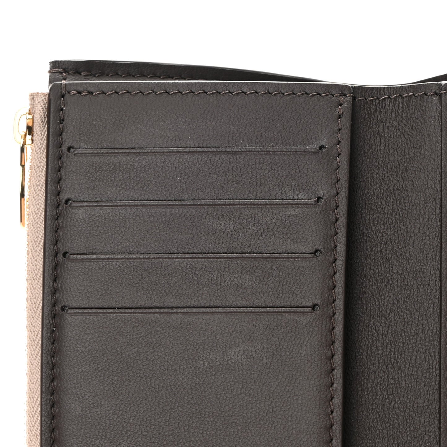 Taurillon Capucines Compact Wallet Galet