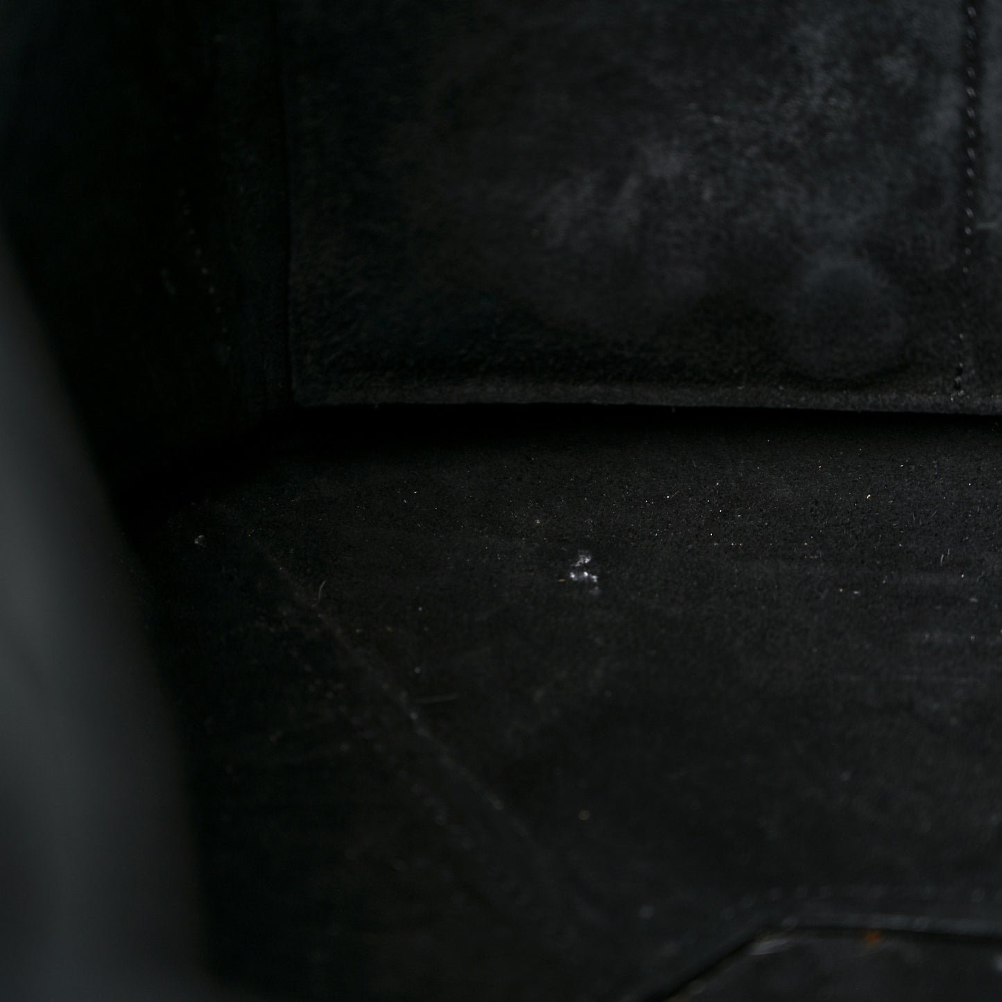 Soft Grained Calfskin Small Belt Cabas Phantom Black