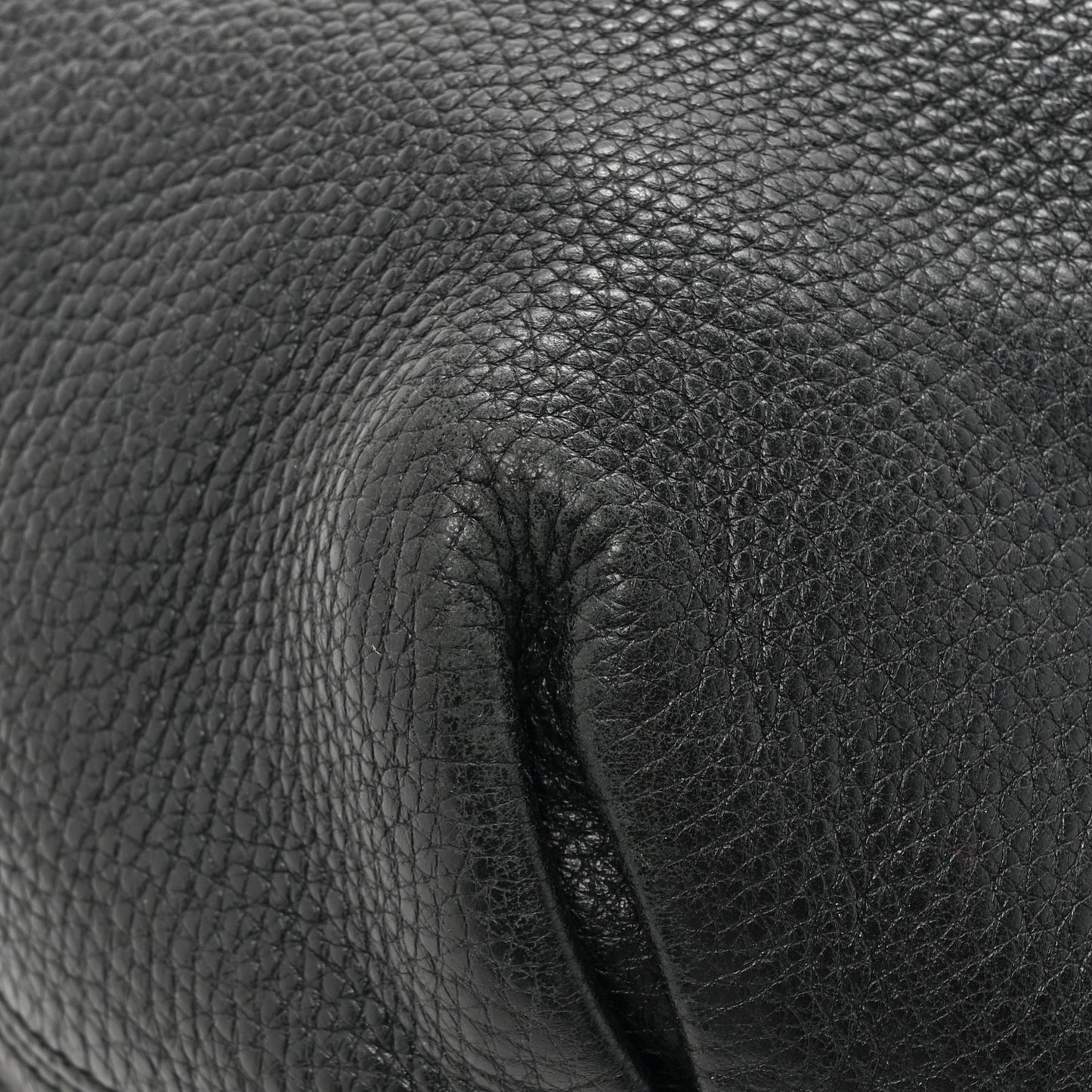 Pebbled Calfskin Soho Hobo Black