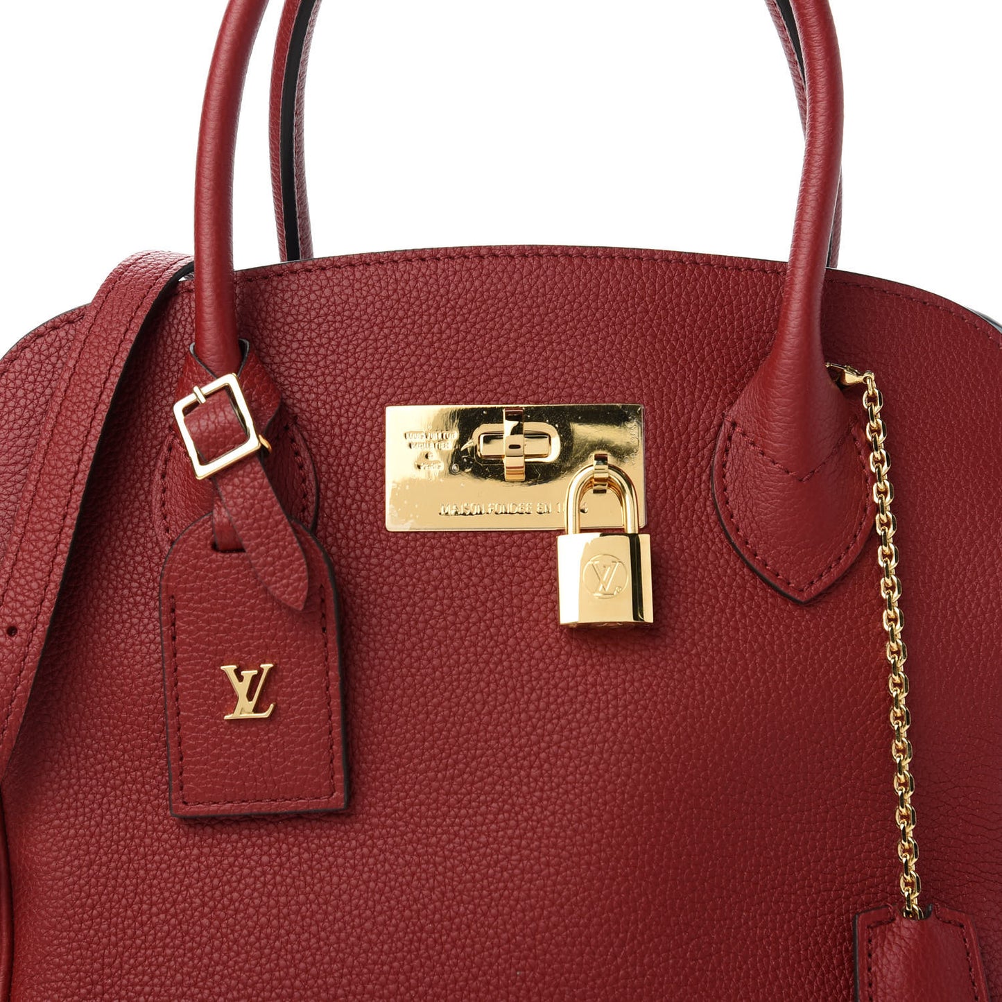 Veau Nuage Milla PM Carmine Red