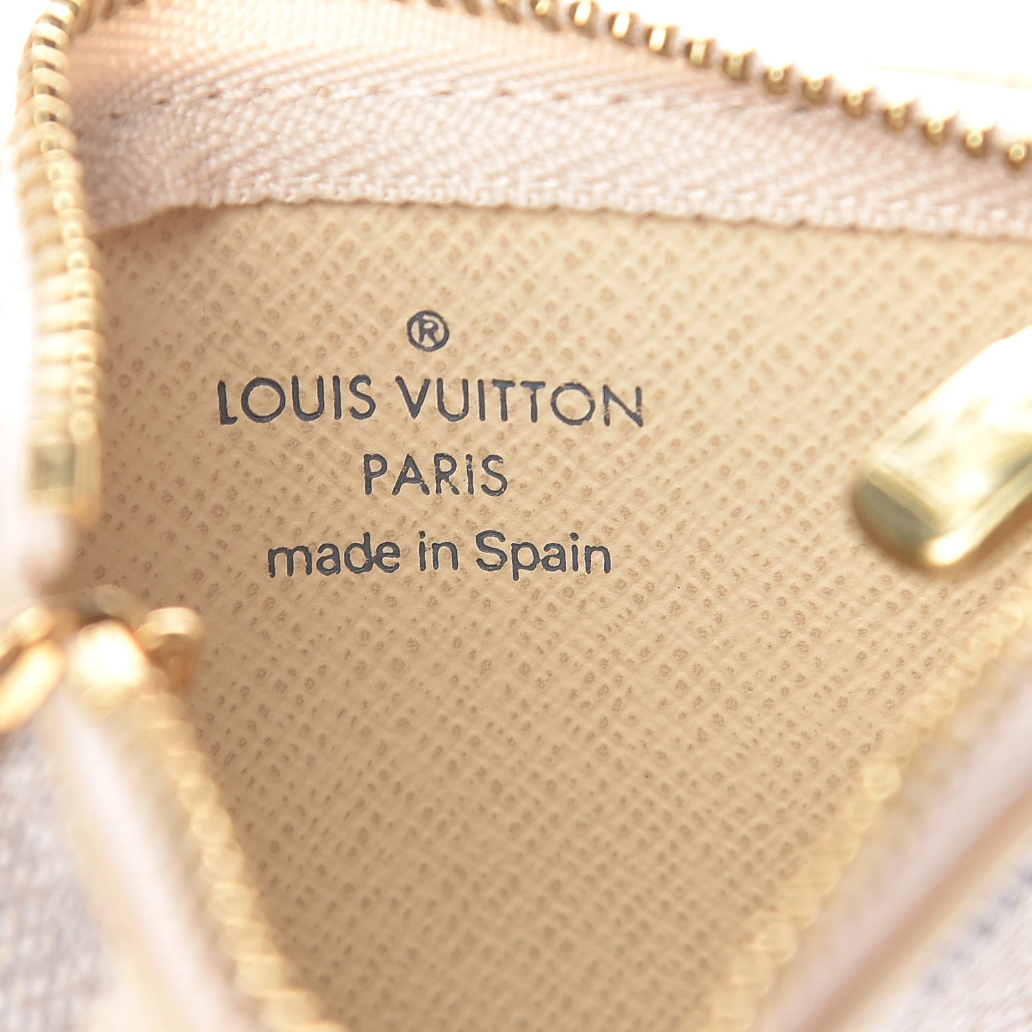 Louis Vuitton Damier Azur Key Pouch 6 of 6