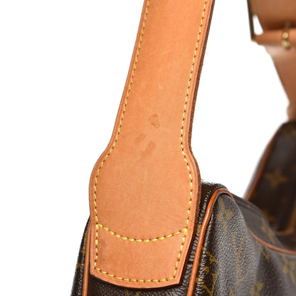 Louis Vuitton Monogram Croissant GM 8 of 11
