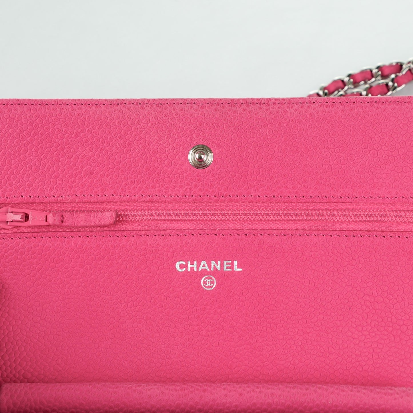 Iridescent Caviar Quilted Wallet on Chain WOC Pink