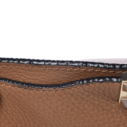 Valentino Garavani Pebbled Calfskin Small Rockstud Flip-Lock Messenger Bag Light Cuir 16 of 16