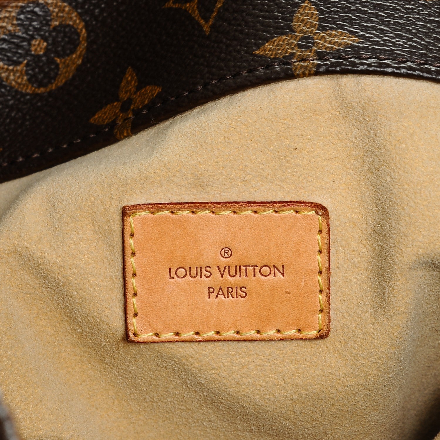 Louis Vuitton Monogram Artsy MM 6 of 6