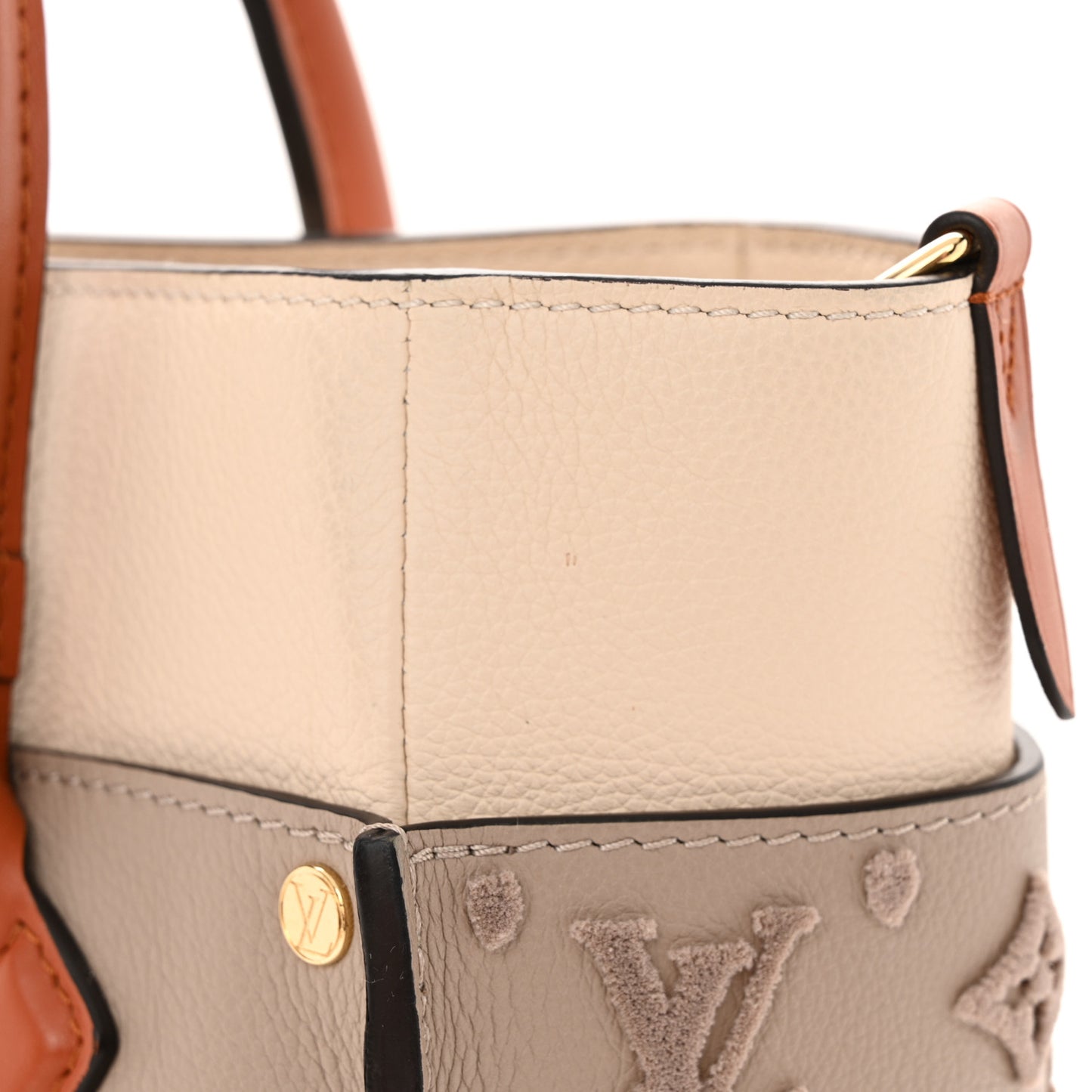 Calfskin Monogram Tufting On My Side Galet