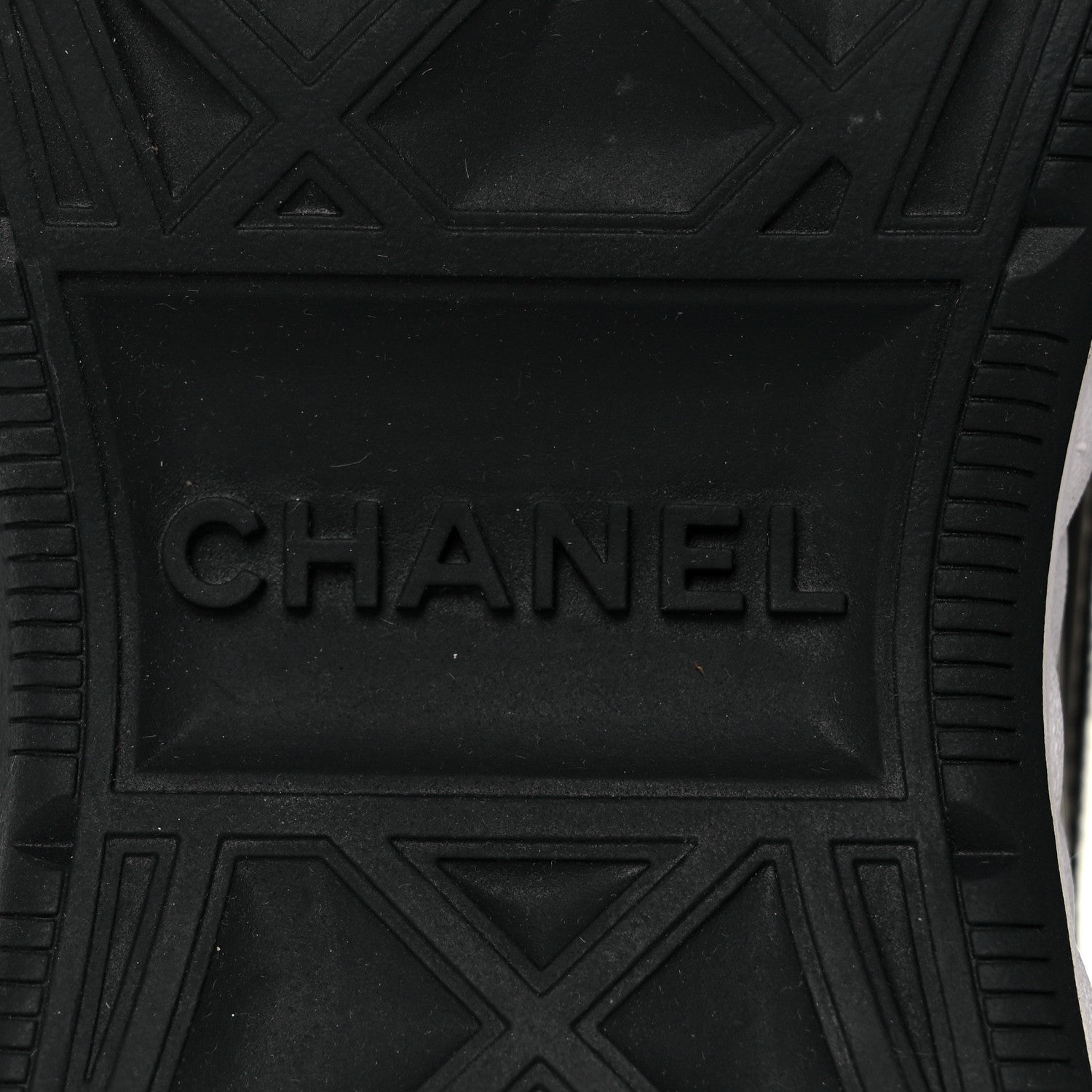 Chanel Velvet Calfskin Mixed Fibers CC Sneakers 37.5 Black 7 of 10
