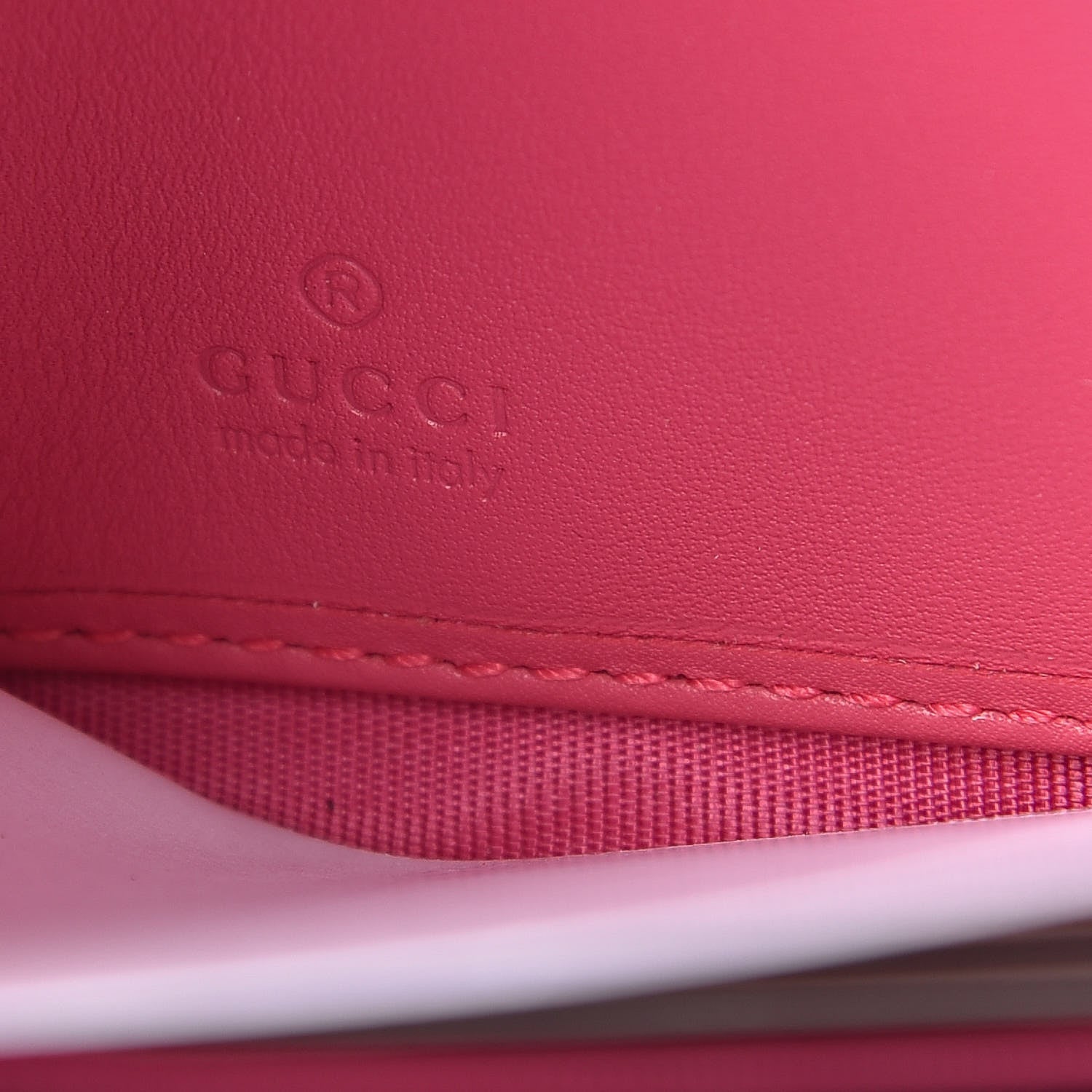 Gucci X MLB Guccissima Signature NY Yankees Embroidered Zip Around Wallet Box Pink Blue Ivory 6 of 9