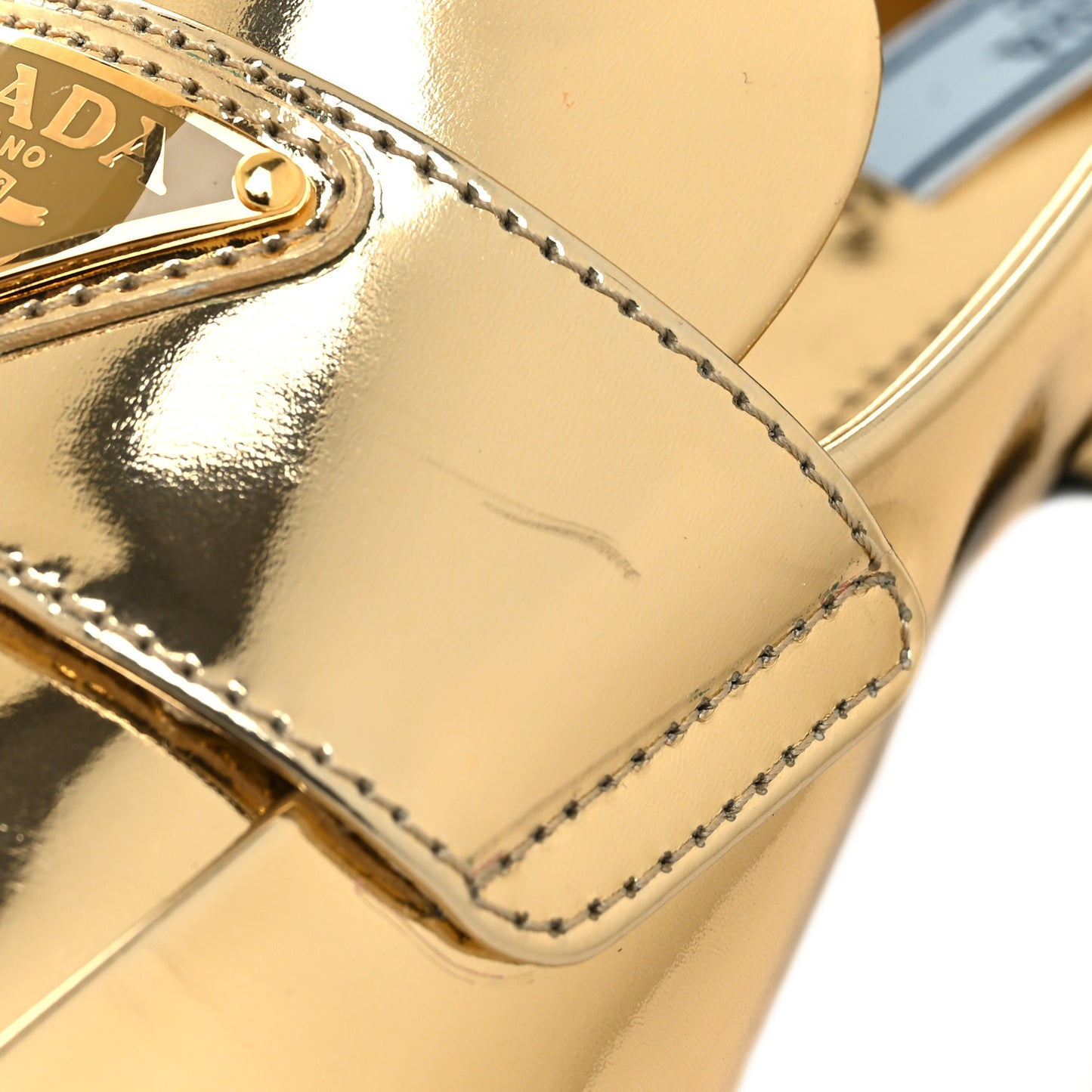 Metallic Patent Metal Triangle Logo 45mm Loafer Pumps 36 Platino