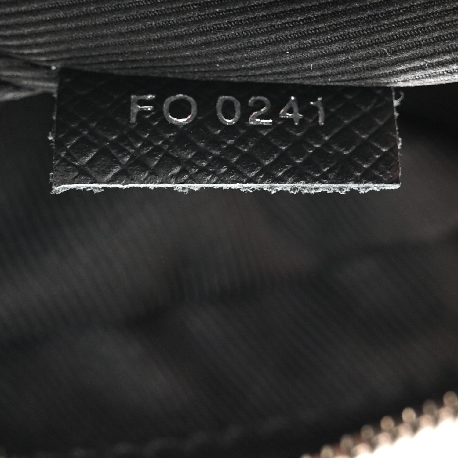 Louis Vuitton Taiga Outdoor Messenger PM Black 7 of 10