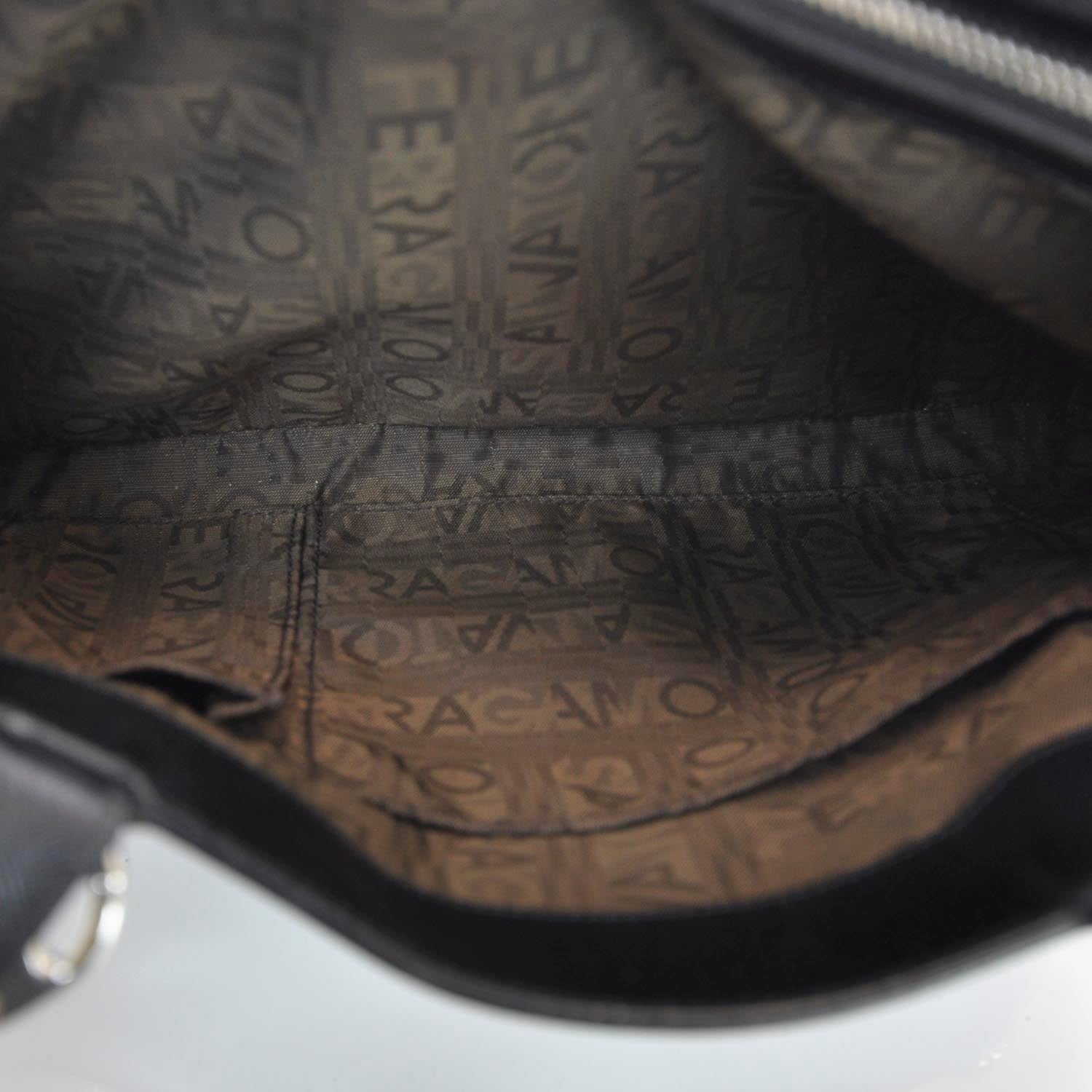 FASHIONPHILE SALVATOREFERRAGAMOSaffianoNicolettaBagBlack 8 of 11
