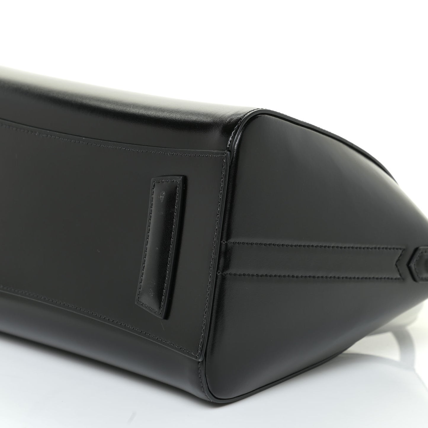 Shiny Lord Calfskin Small Antigona Black