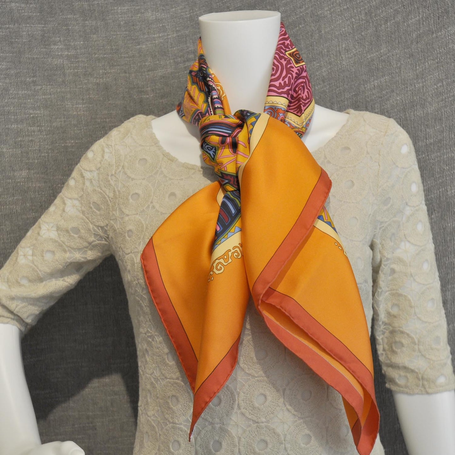 Silk Legende Kuna de Peuple Panama Scarf 90