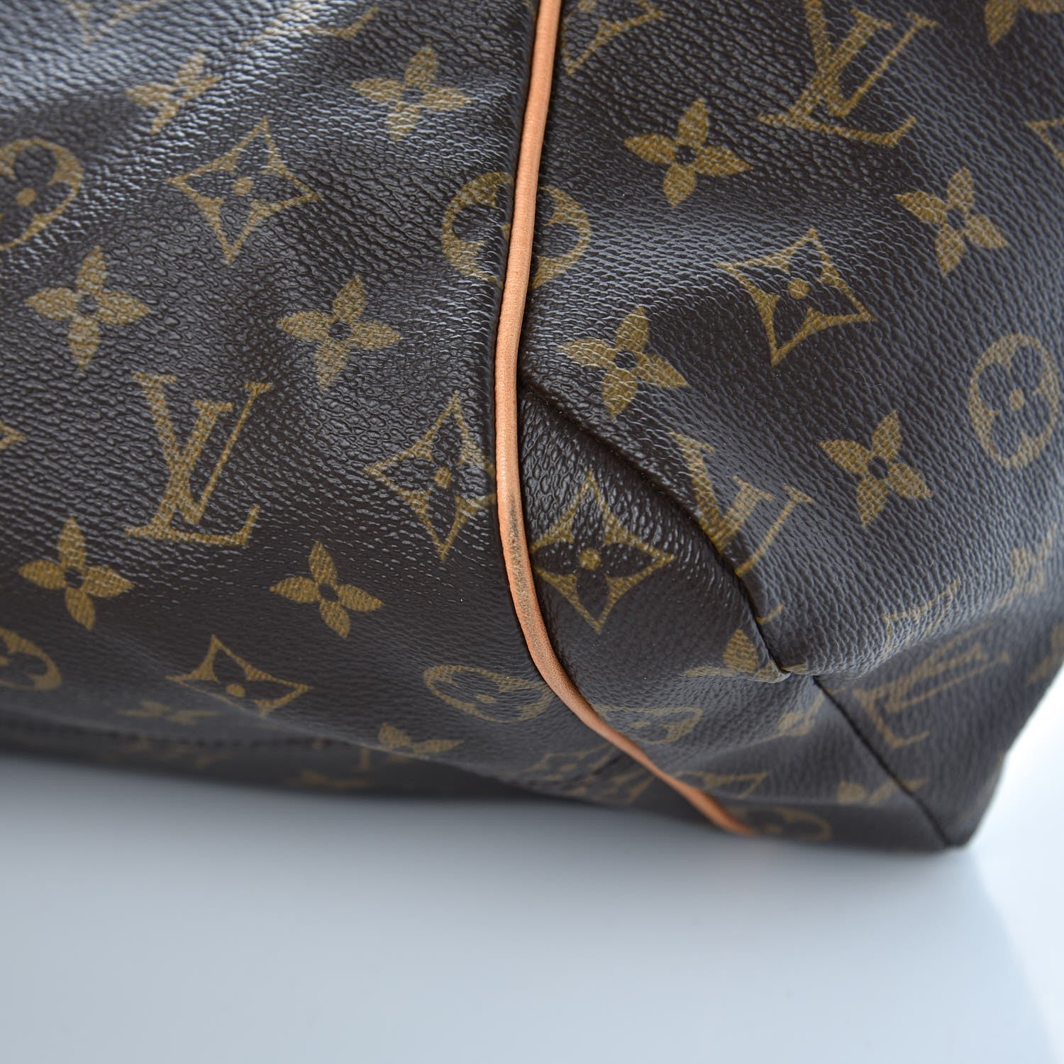 Louis Vuitton Monogram Totally MM 9 of 9