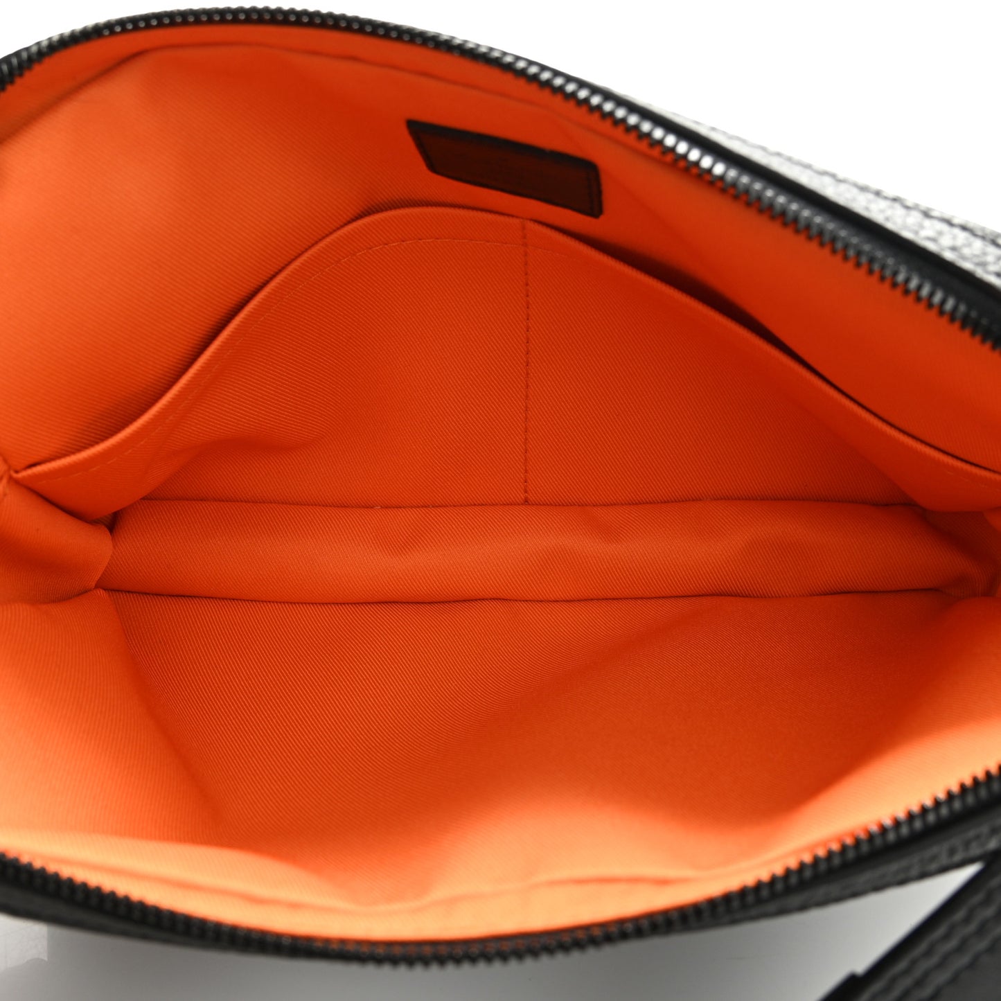 Taurillon Alpha Messenger Bag Dark Silver