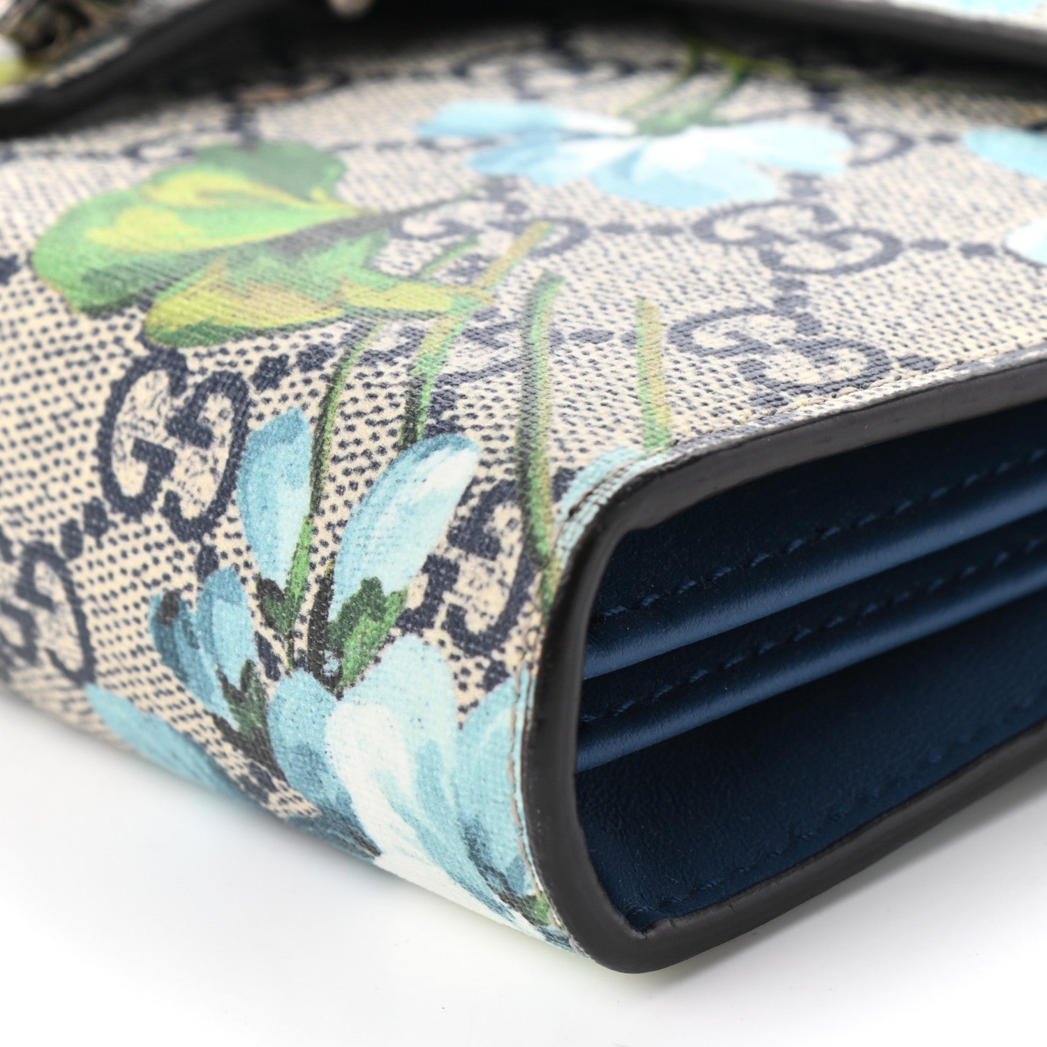 Gucci GG Supreme Monogram Blooms Mini Dionysus Chain Wallet Beige Blue Navy Vintage Blue 5 of 9