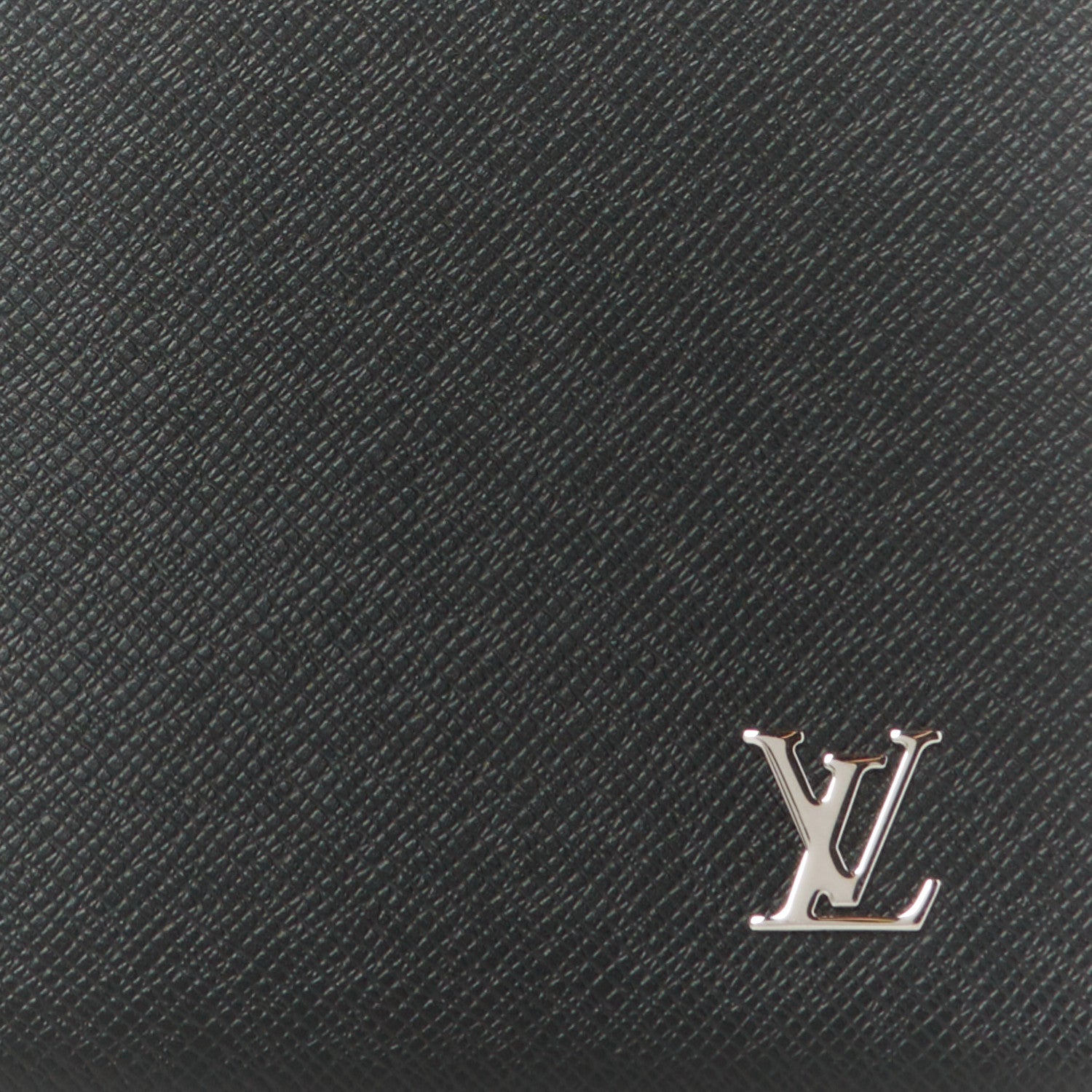 Louis Vuitton Taiga Pochette Voyage MM Black 8 of 8