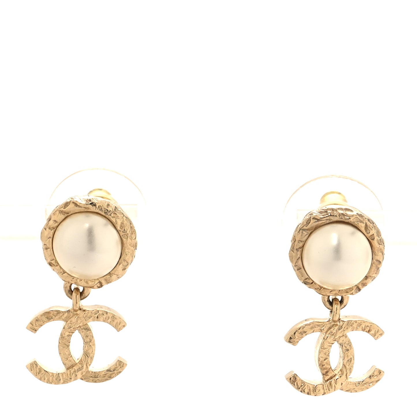 Pearl Hammered CC Drop Earrings Gold Pearly White