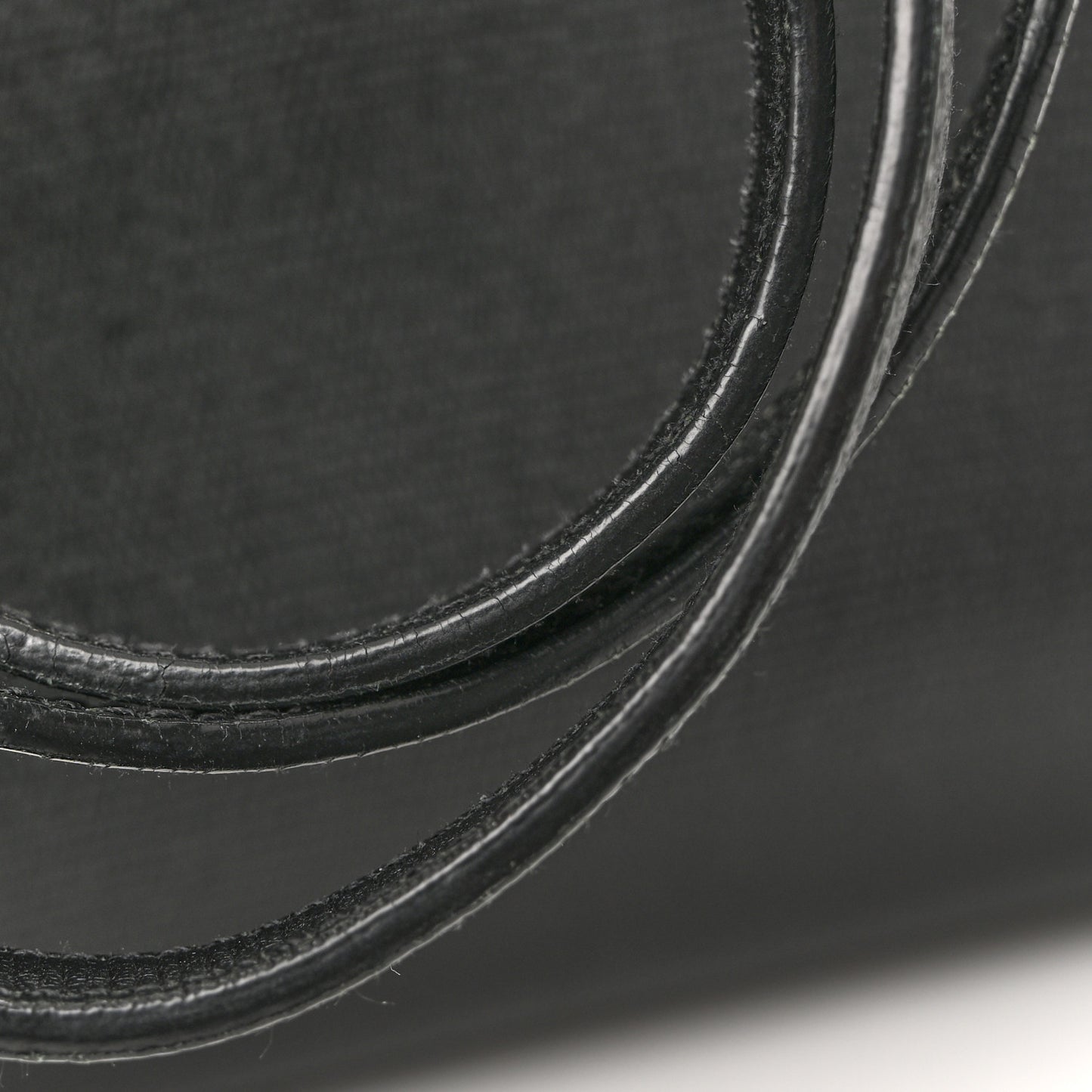 Textured Calfskin Small Classic Y Cabas Black