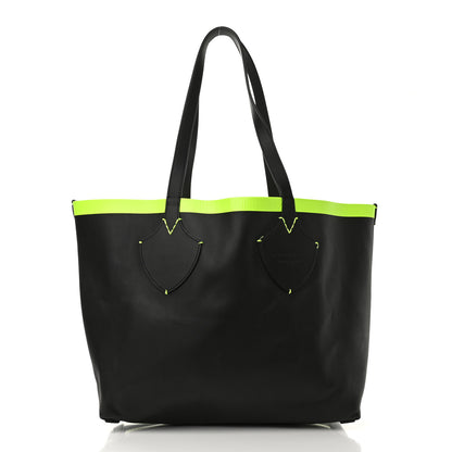 Burberry Canvas Mega Check The Giant Reversible Tote Black Neon Yellow 3 of 17