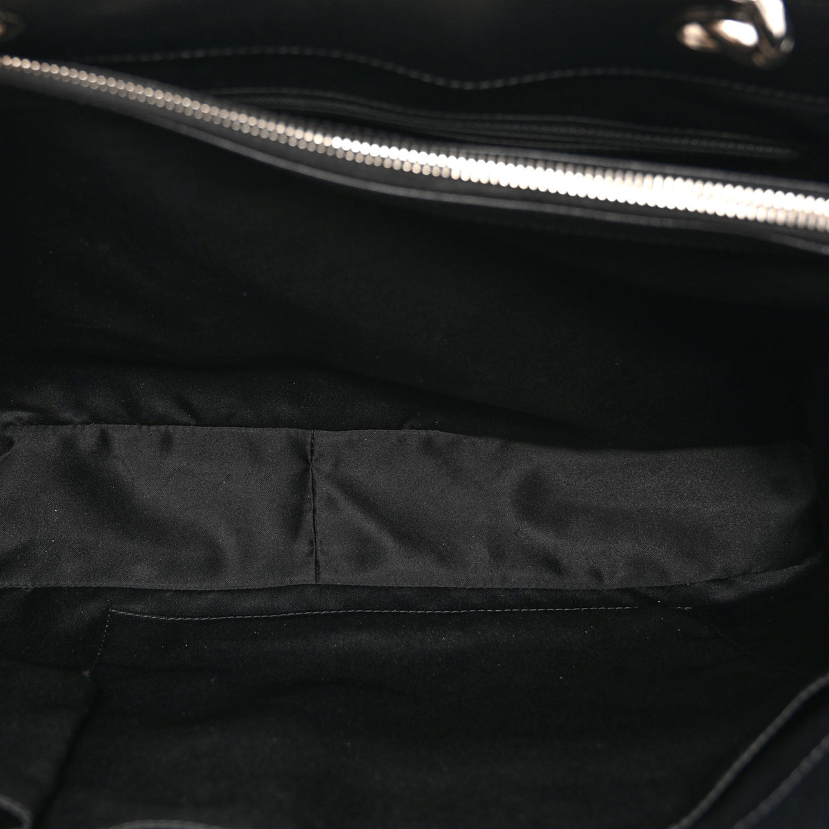 Caviar Quilted XL Grand Shopping Tote GST Black