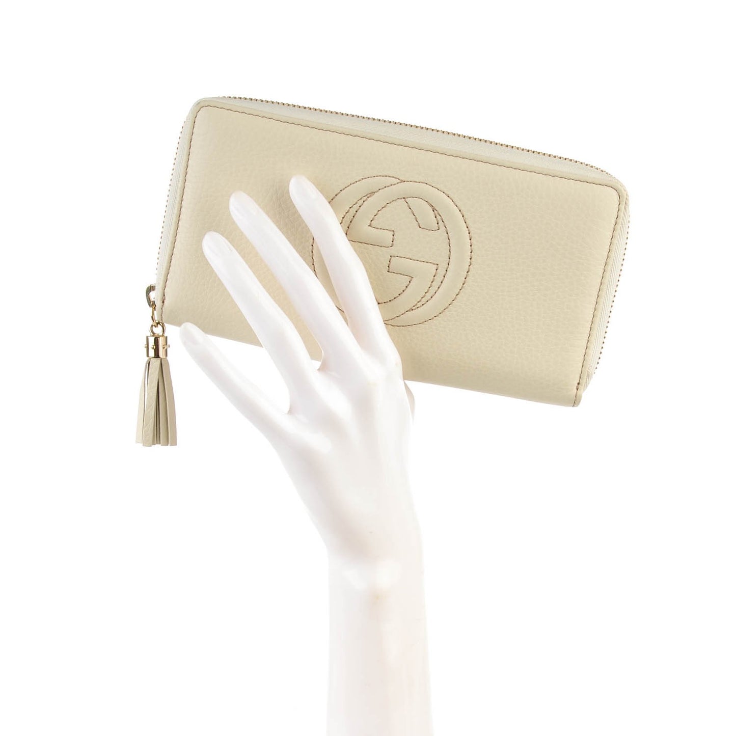 Pebbled Calfskin Soho Zip Around Wallet Off White