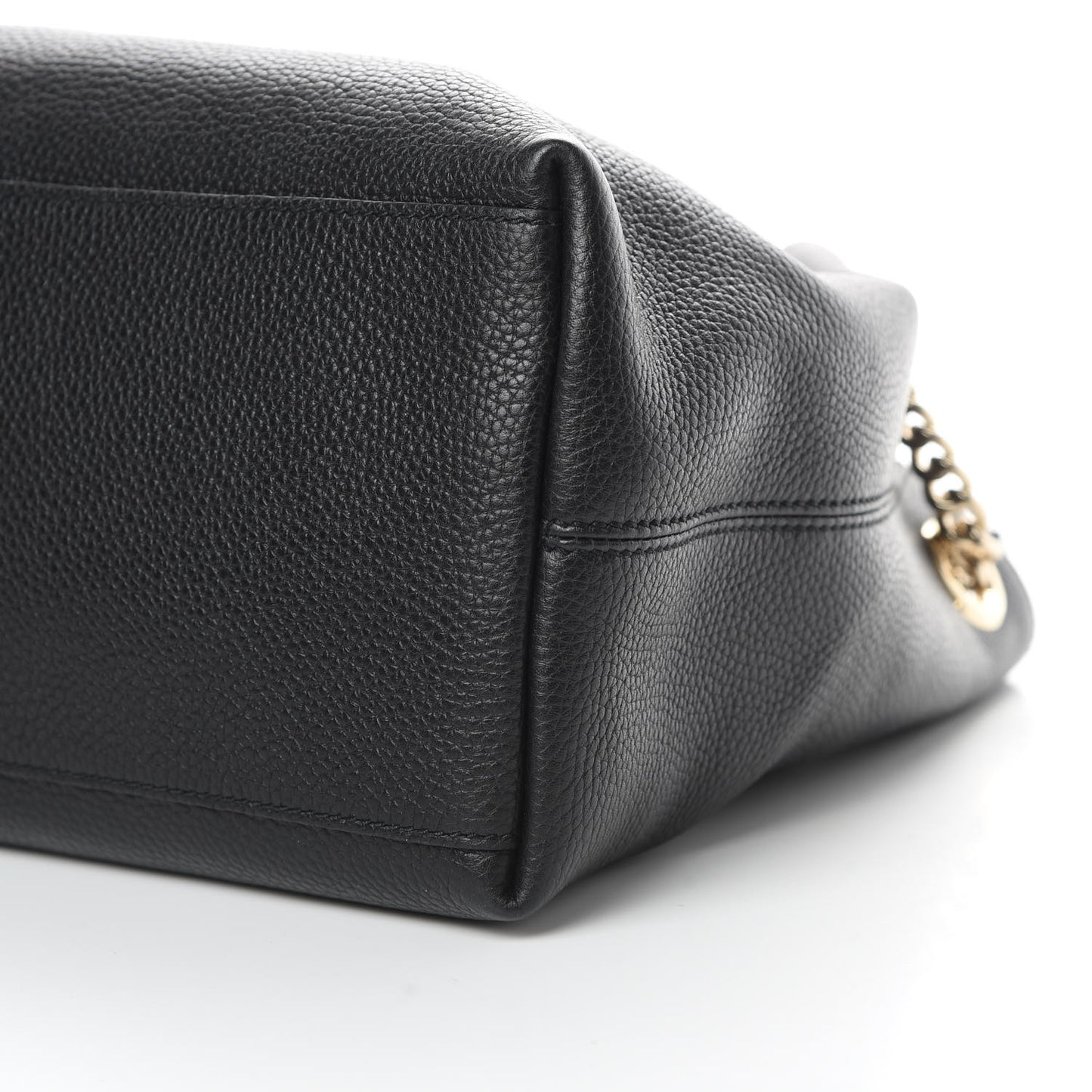Pebbled Calfskin Medium Soho Chain Shoulder Bag Black