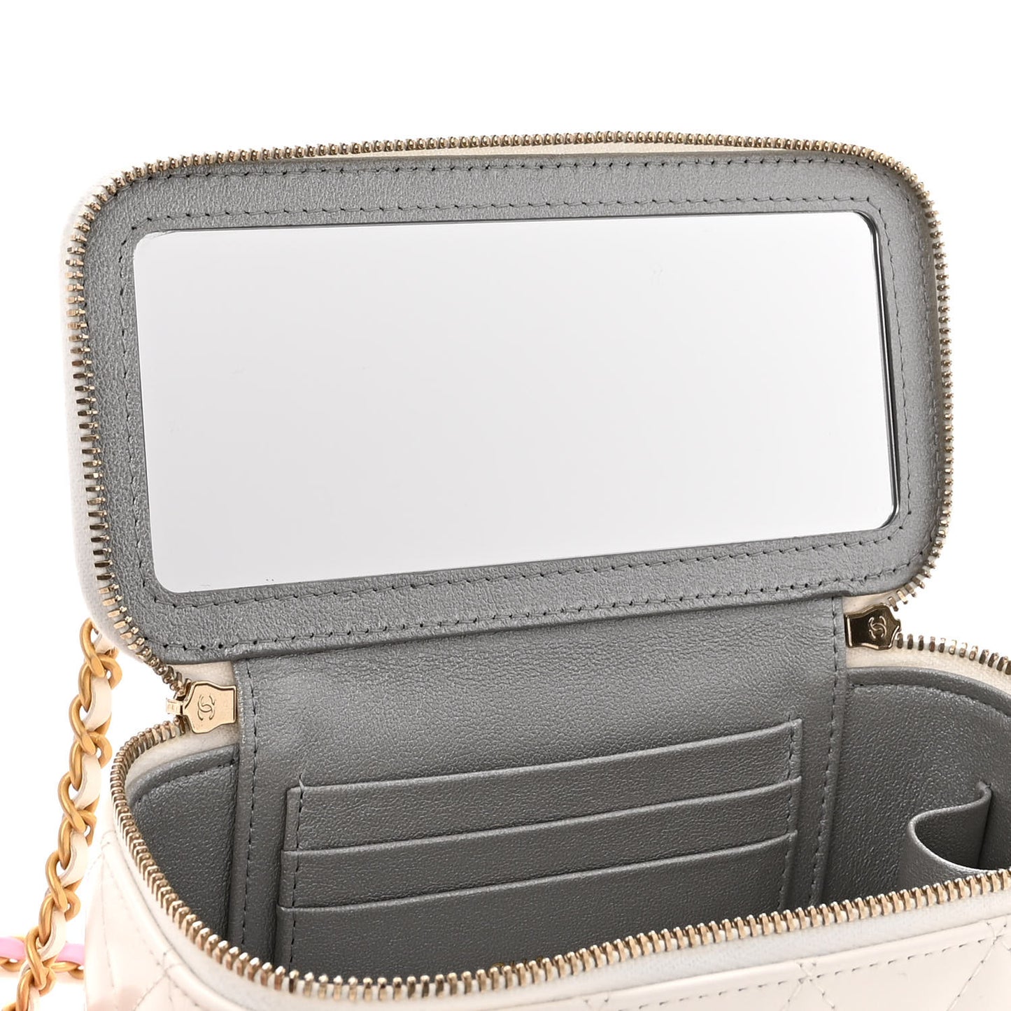 Shiny Calfskin Quilted Small Top Handle Vanity Case With Chain White